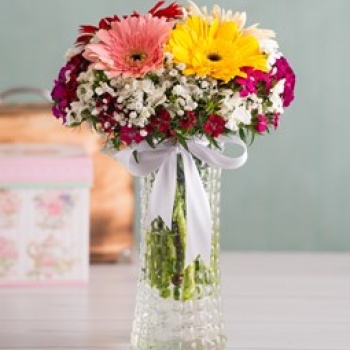 Cam Vazo Rengarenk Tasarım