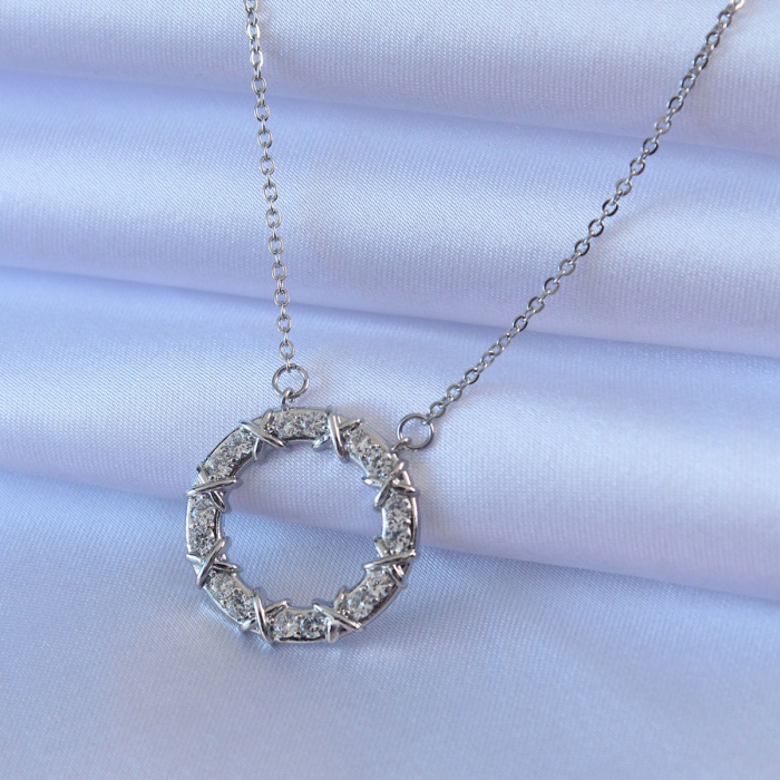 316L Çelik Gold Renk Zirkon Taşlı Xoxo Kadın Kolye