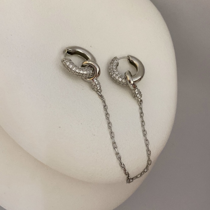 Silverrengi Zirkontaşlı Zincir Sallantılı Küpe