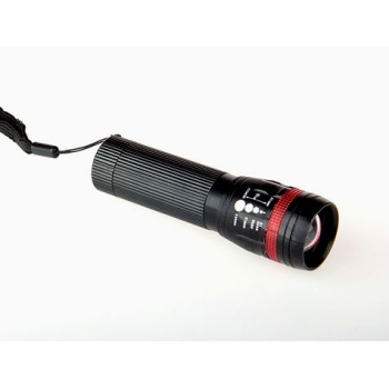 Zoomlu El Feneri Alüminyum Gövde Güçlü Aydınlatma Kompakt El Feneri Uzun Menzilli