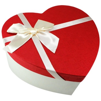 Kalp Tasarımlı 3 Farklı Boy Hediye Kutusu