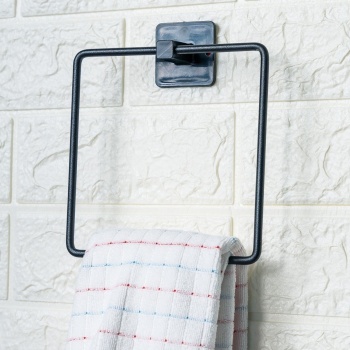 ® Yeni Ürün Kendiliğinden Yapışkanlı Siyah Paslanmaz Metal Kare Havluluk