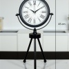 ® Yeni Ürün Pure Black Roma Rakamlı Üç Ayaklı Metal Masa Saati