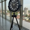 ® Yeni Ürün Siyah Zarif Dekoratif Üç Ayaklı Metal Masa Saati