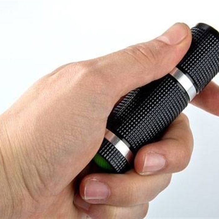 Biomak 9 Ledli LÜKS Süper Parlak Metal Mini El Feneri