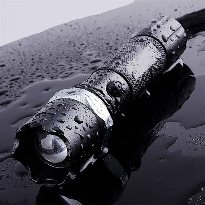 Biomak Profesyonel El Feneri Ledli Flashlight Zoom Özellikli