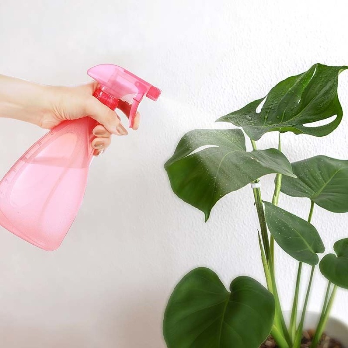 Biomak 2 Sprey Modlu Mutfak Banyo Bitki Bakımı İçin Çok Amaçlı Spreyli Şişe 700 ML