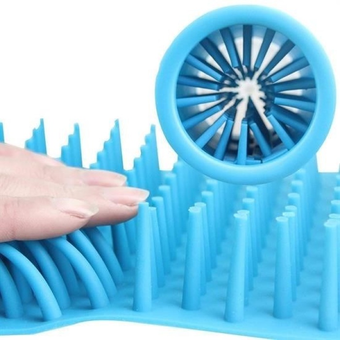 Biomak® Silikon Jel Fırçalı Kedi Köpek Pati Ayak Yıkama Temizleme Kovası (Küçük)