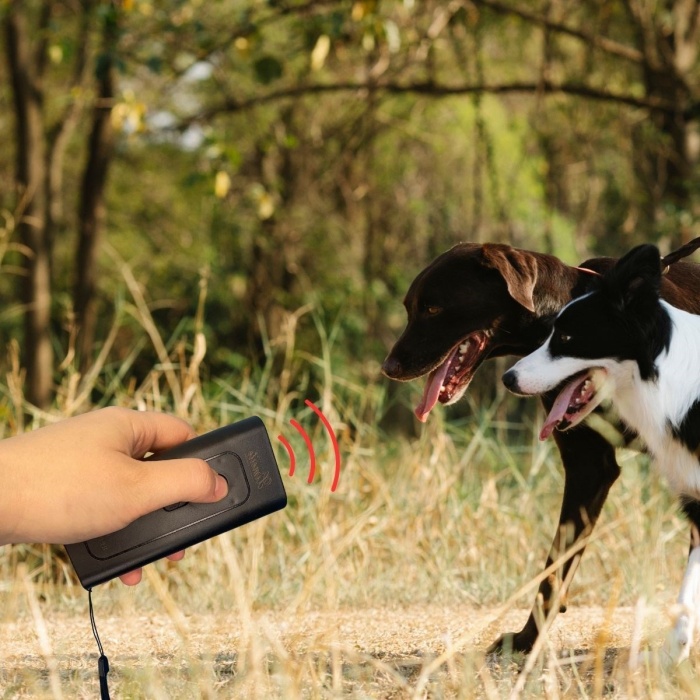 Biyomak® Ultrasonik Köpek Kovucu ve Eğitici Cihaz