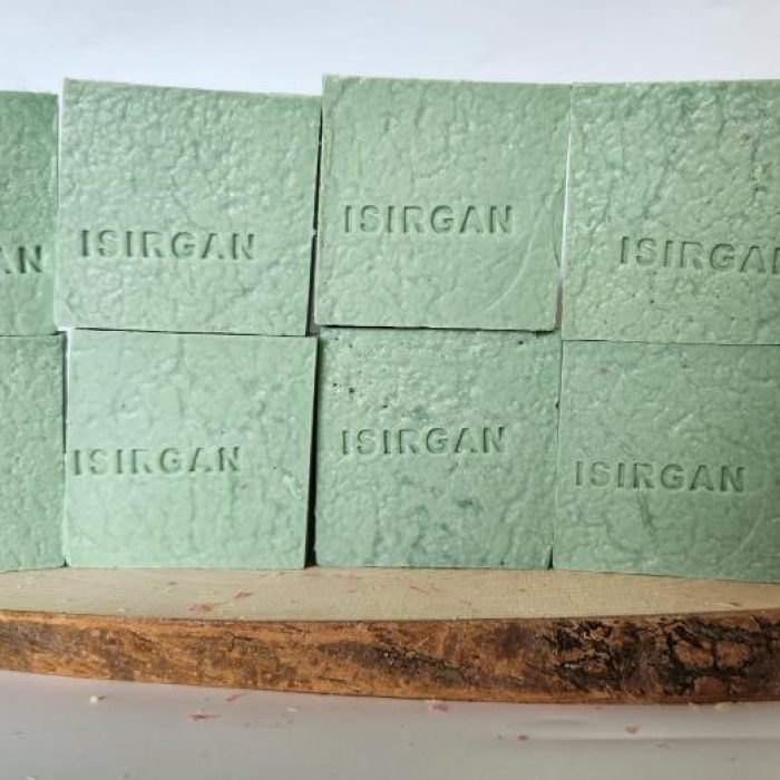 Biomak Doğal Üretim Sabunu Isırgan 16lı Set