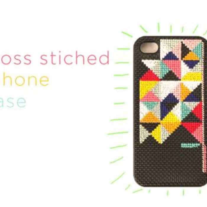 İşlemeli iPhone 4 4S Kılıfı
