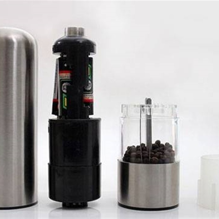 Pilli Otomatik IşıklıTuşlu Baharat Değirmeni