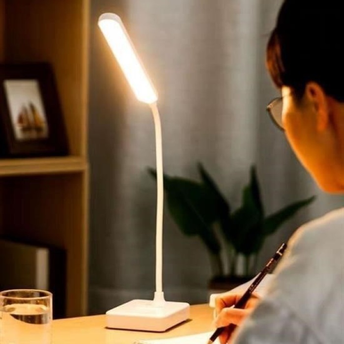 ®  İnce Uzun USBli Dokunmatik 3 Kademeli 360 Derece Özel Göz Korumalı led Lityum Masa Lambası