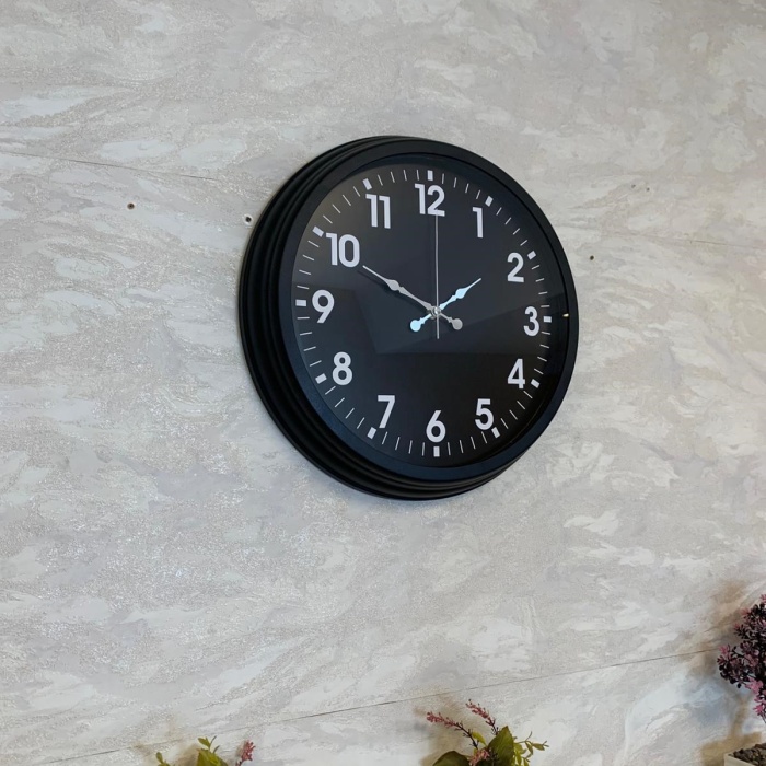 Biyomak® 40 Cm Siyah Şık Duvar Saati