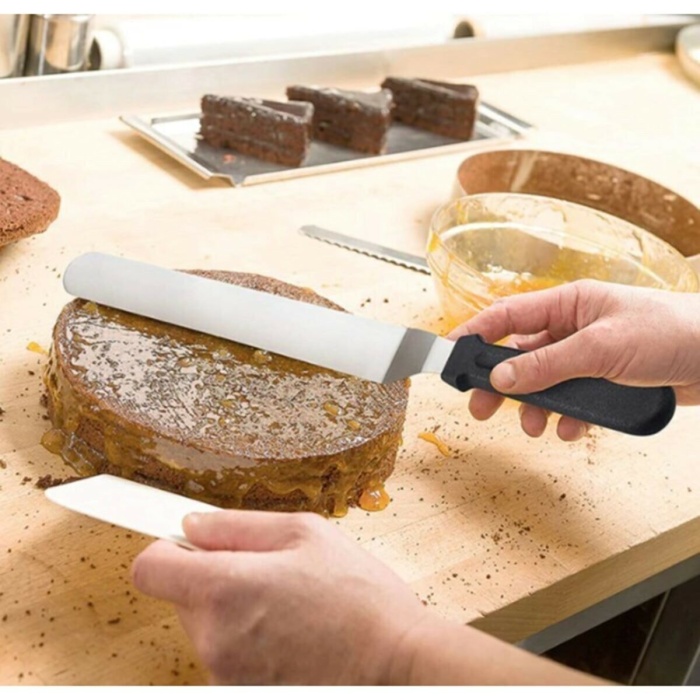 ® Eğik Pasta Sıvama Spatulası Metal 33 Cm
