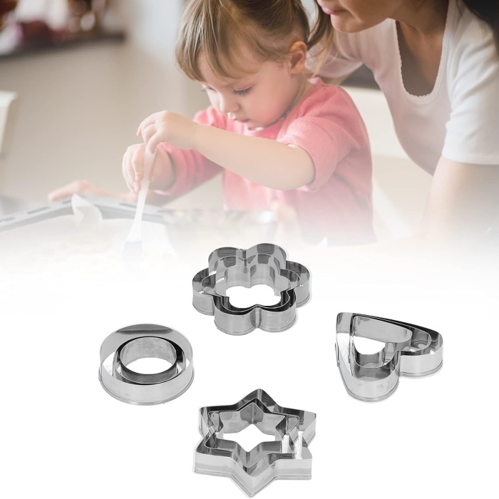 ® Kek Kalıbı - Bisküvi Kalıbı - Fondan Kalıbı 12 Adet