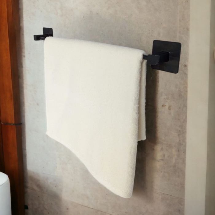 Biyomak®  Kendiliğinden Yapışkanlı Siyah Çubuk Havluluk