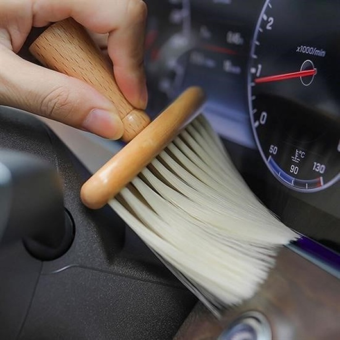 Biyomak®  Araba İçin Ahşap Saplı Yumuşak Kıl Fırça Detaylı Toz Alma Temizleme Fırçası