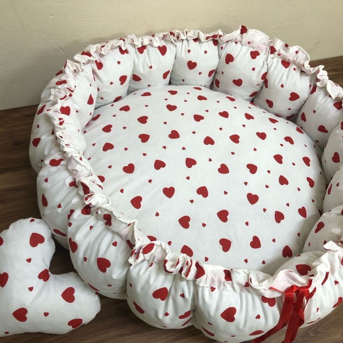 Biyomak® KALP DESENLİ BEBEK YATAĞI , OYUN MİNDERİ