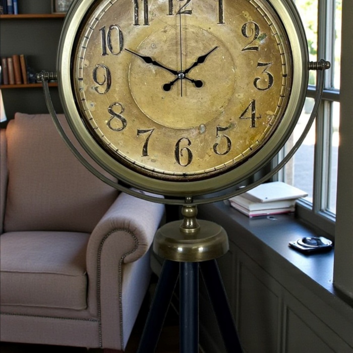 ® Antique Heritage Eskitme Tripod Ayaklı Saat
