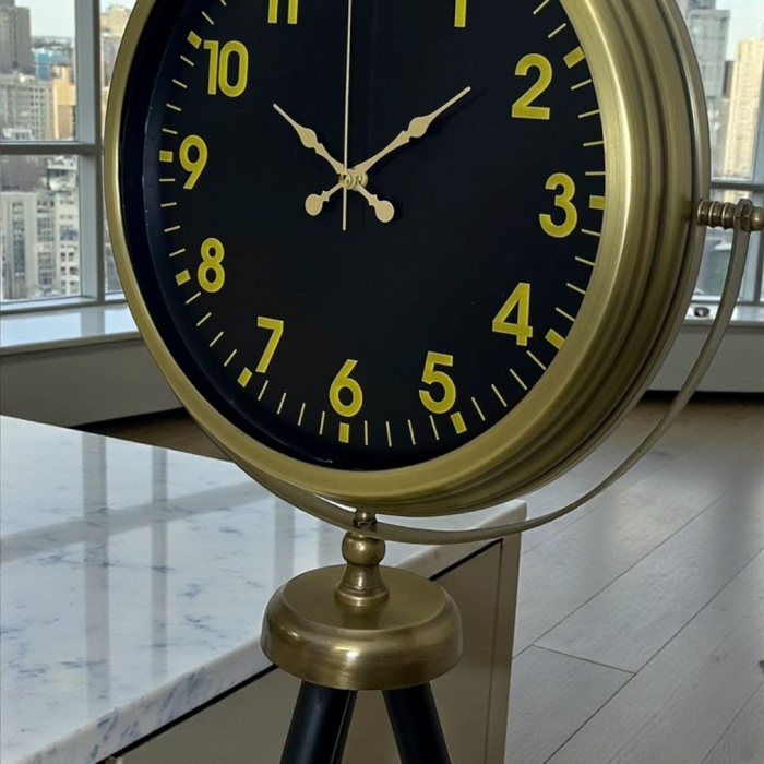 ® Black Legacy Eskitme Tripod Ayaklı Saat