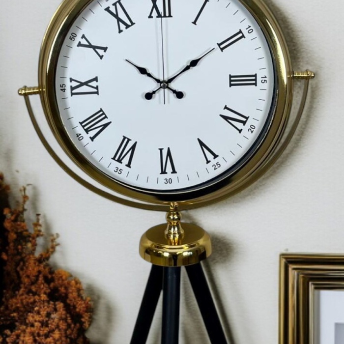 ® Gold Roma Rakamlı Lüks Tripod Ayaklı Saat