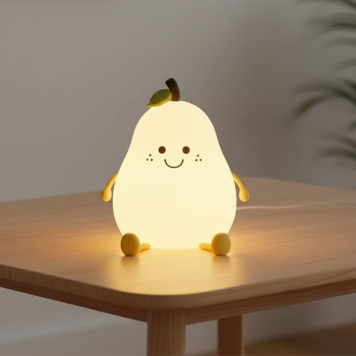 ® 5 Farklı Renk Modlu Armut Figürlü Pofuduk LED Gece Lambası–Yumuşak Dokulu Çocuk Odası ve Dekoratif Şarjlı Ortam Işığı