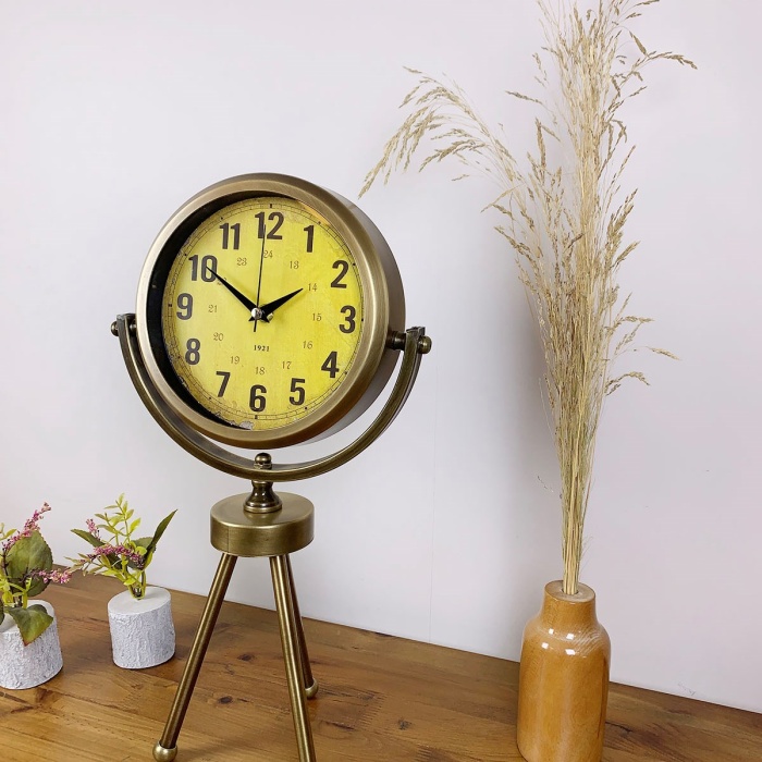 ® Zentime Retro Antique Üç Ayaklı Metal Eskitme Masa Saati