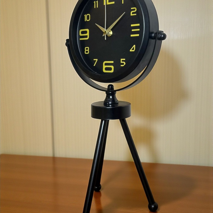 ® Zentime Siyah Metal Gold Rakamlı Üç Ayaklı Masa Saati