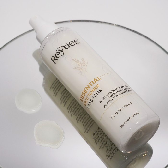 ® Yeni Ürün Aydınlatıcı, Leke Karşıtı, Cilt Tonu Eşitleyici ve Parlatıcı Pirinç Özlü Tonik Rice Toner 200ml