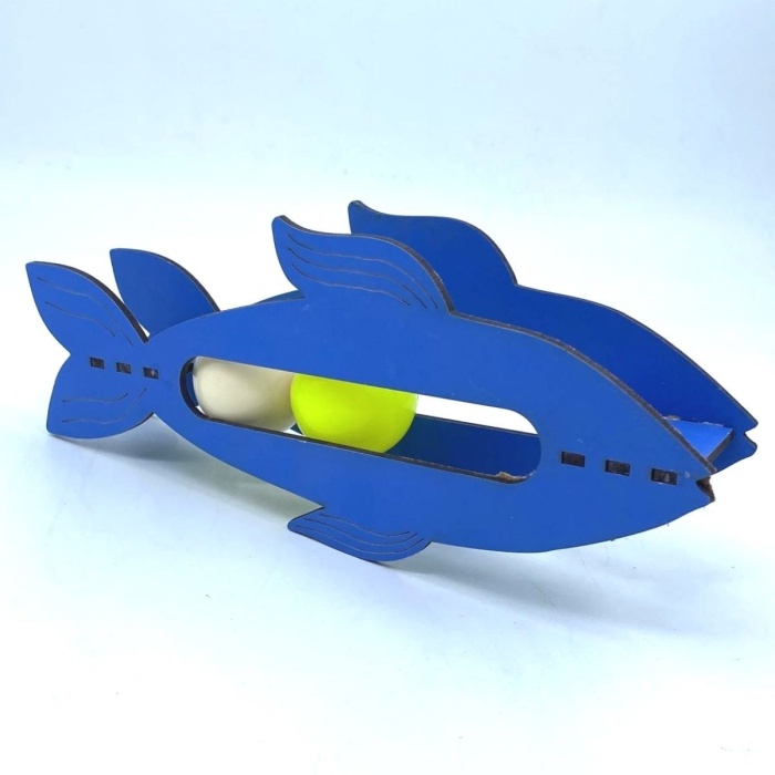 ® Yeni Ürün  Kediler İçin Ahşap 2 Toplu Eğimli  Sevimli Balık Şeklinde Eğitim Amaçlı Oyuncak