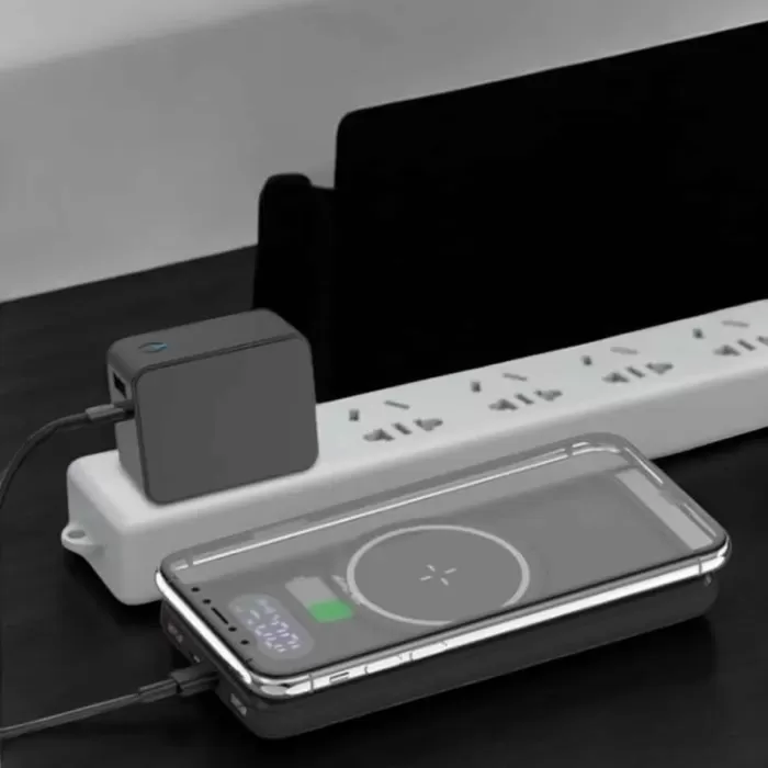 ® Yeni Ürün Powerbank Taşınabilir 10.000 Mah Hızlı Şarj Dijital Göstergeli