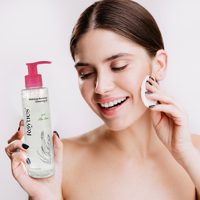 ® Yeni Ürün Göz Yakmayan Makyaj Temizleme YağıGöz ve Yüz Makyajı İçin Makeup Cleansing Oil 150ml