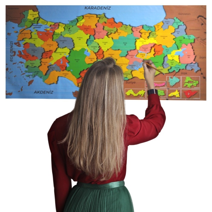 ® Yeni Ürün Renkli Türkiye Haritası Manyetik Yapıştırıcı Gerektirmeyen Duvar Stickerı 118 CM * 56 CM