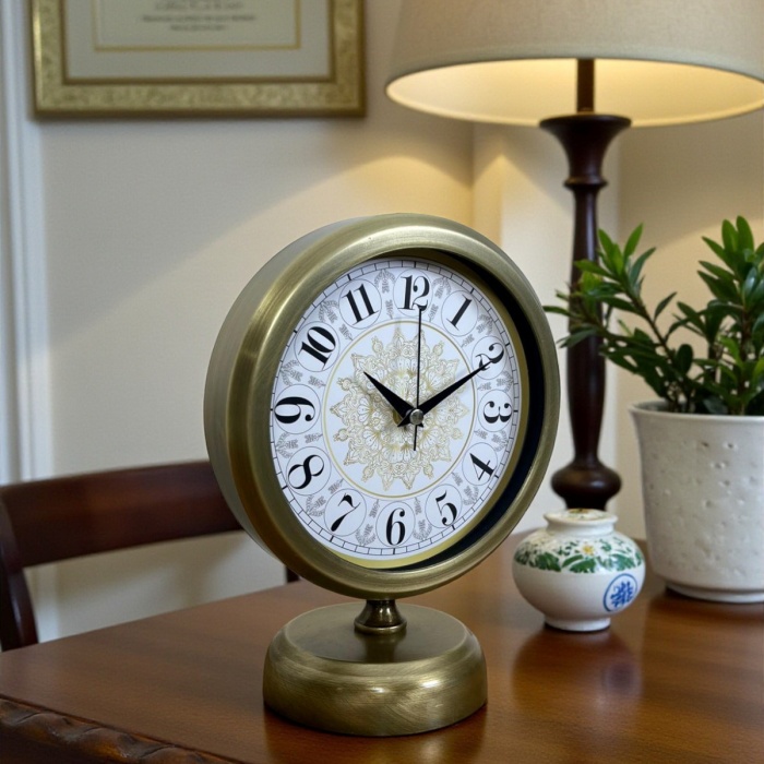 ® Yeni Ürün Eskitme Motifli 25 x 20 Cm Metal Masa Saati