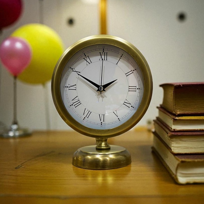 ® Yeni Ürün Retro Eskitme Metal 25 x 20 Cm Masa Saati