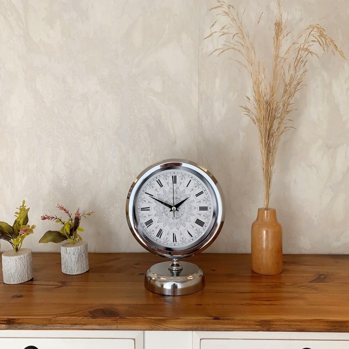 ® Yeni Ürün Krom Metal Çini Desen Roma Rakamlı Masa Saati