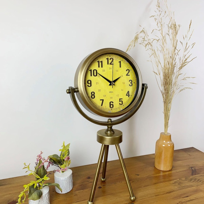 ® Yeni Ürün Retro Antique Üç Ayaklı Metal Eskitme Masa Saati