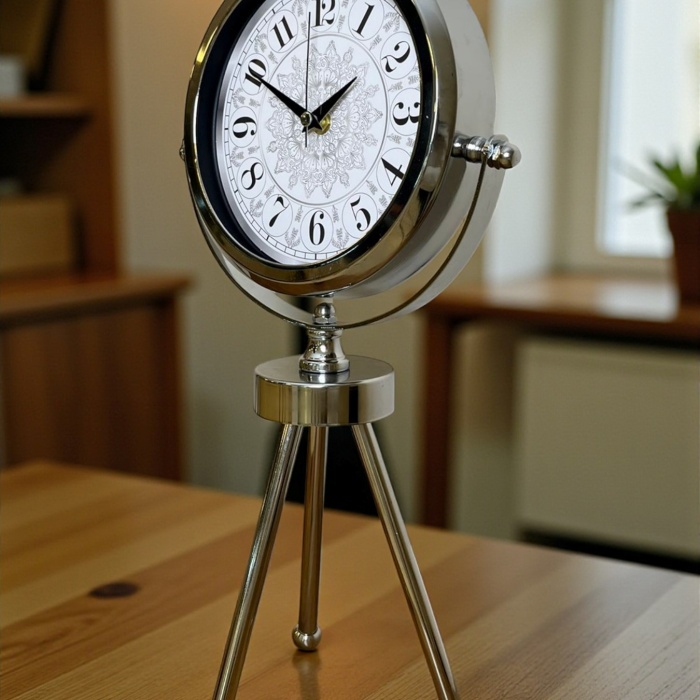 ® Yeni Ürün Krom Motif Tasarım Üç Ayaklı Metal Masa Saati