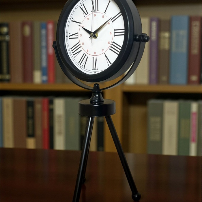 ® Yeni Ürün Pure Black Roma Rakamlı Üç Ayaklı Metal Masa Saati