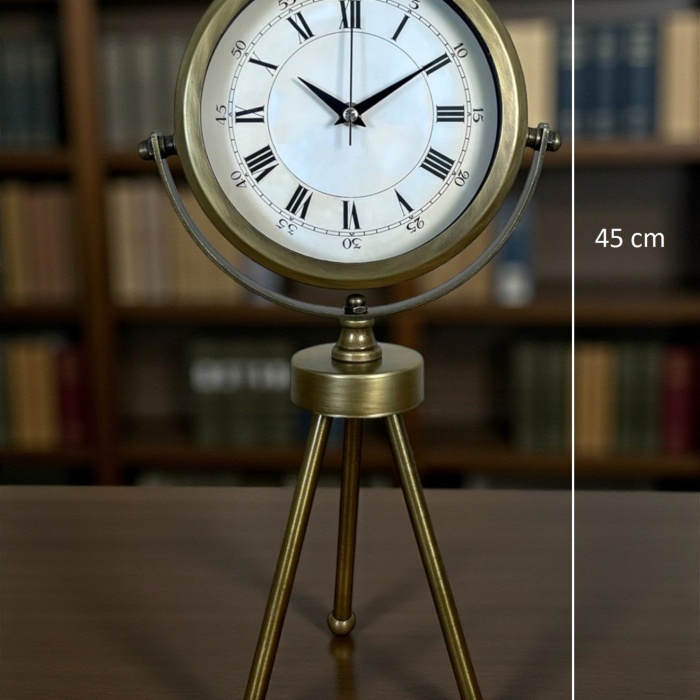 ® Yeni Ürün Eskitme Roma Rakamlı Tripod Üç Ayaklı Metal Masa Saati