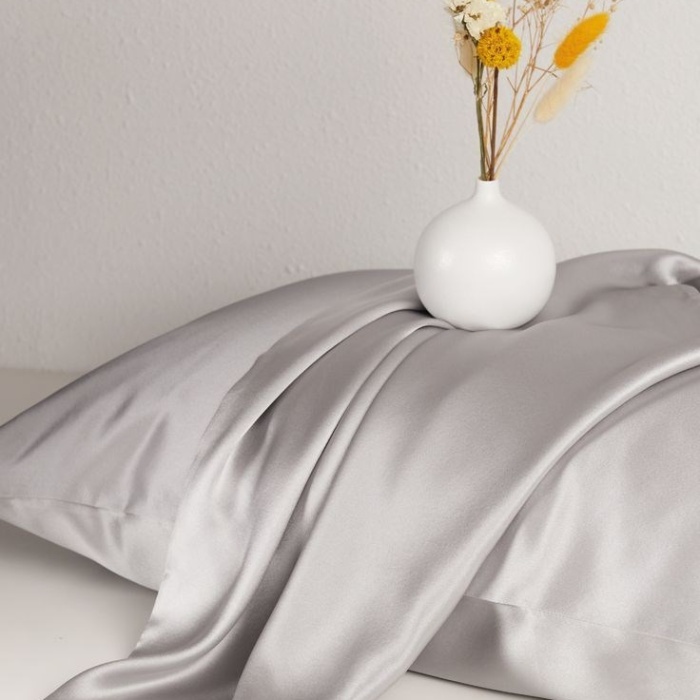 ® Yeni Ürün 2’li  İpek Dokulu Saten Yastık Kılıfı 50x70GümüşMikrosaten, Saç ve Cilt Dostu