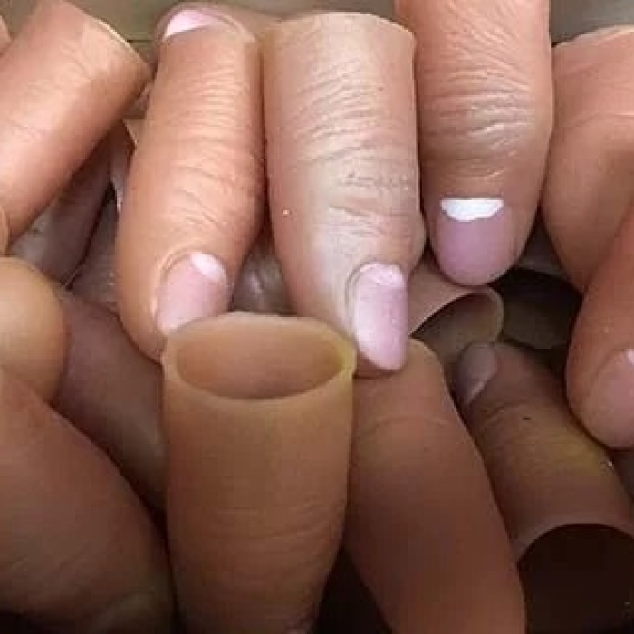 ® Yeni Ürün Kesik ParmakŞaka ParmağıKesilmiş Parmak Şakası 1 Adet