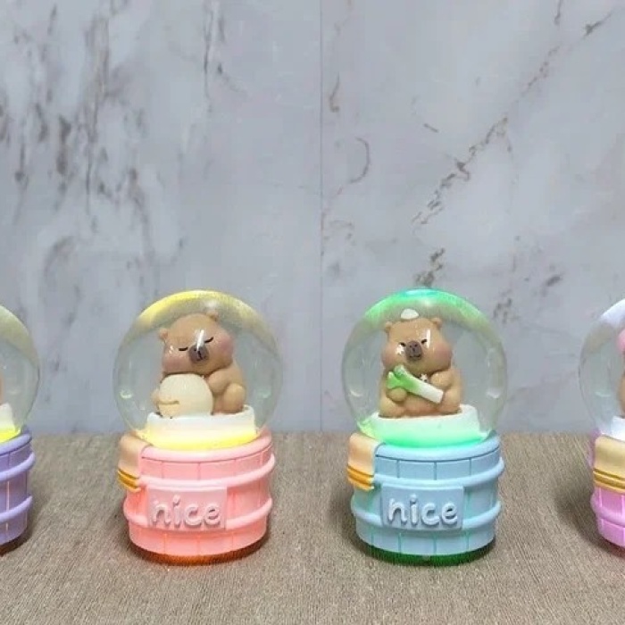 ® Yeni Ürün Kapibara Tasarımlı Işıklı Kar Küresi