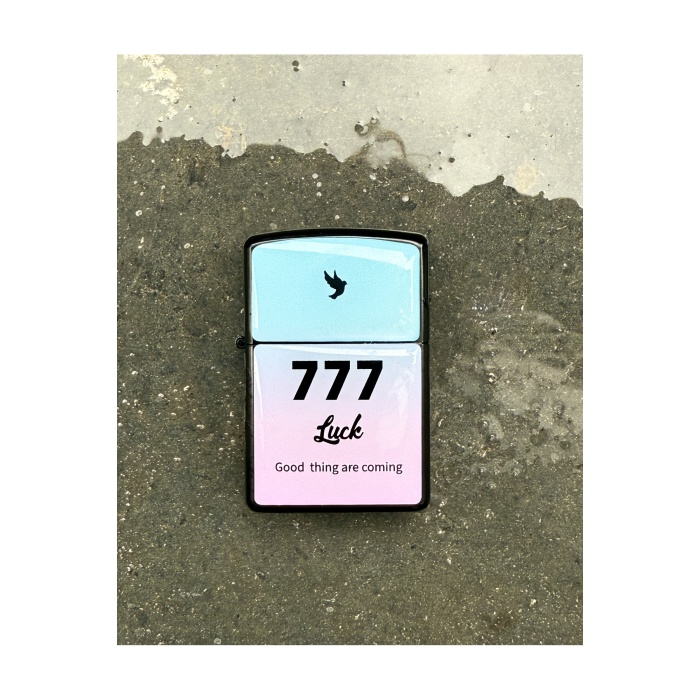 777 Luck Good Things Are Coming Tasarımlı Benzinli Siyah Çakmak