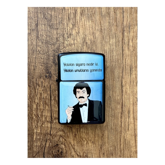 Müslüm Gürses Tasarımlı Arabesk Benzinli Siyah Çakmak