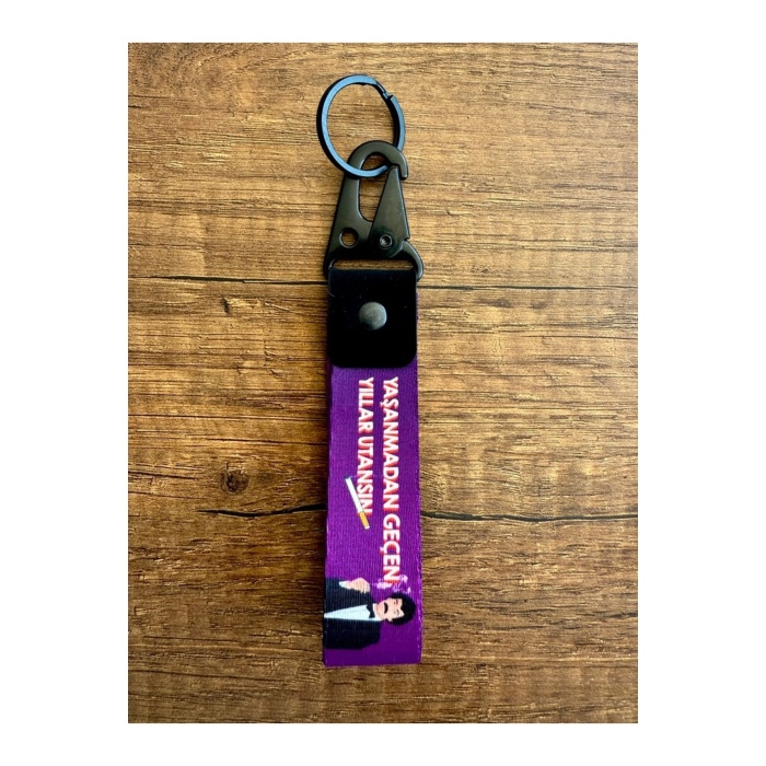 MÜSLÜM BABA YILLAR UTANSIN Tasarımlı Kumaş Otomobil Motorsiklet Anahtarlık