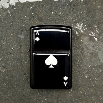 MAÇA AS Tasarımlı Benzinli Siyah Çakmak