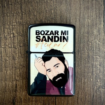 Ahmet Kaya Bozar mı Sandın Acılar Tasarımlı Benzinli Siyah Çakmak
