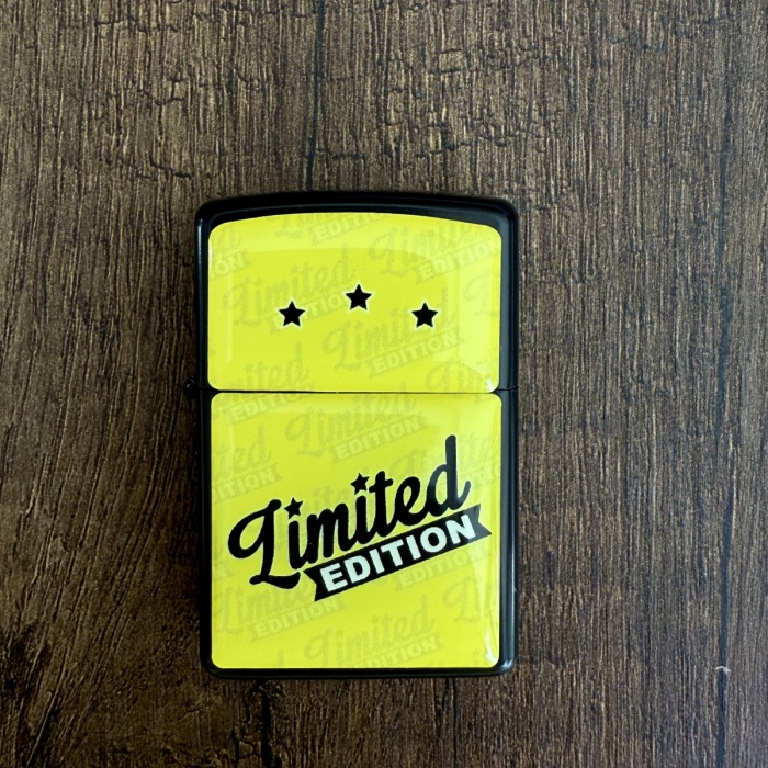 Limited Edition Tasarımlı Benzinli Siyah Çakmak